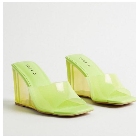 Torrid Lucite Wedge - Picture 4 of 4